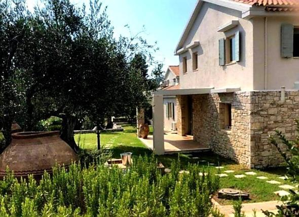 Villa Lithia Ano Korakiana ภายนอก รูปภาพ